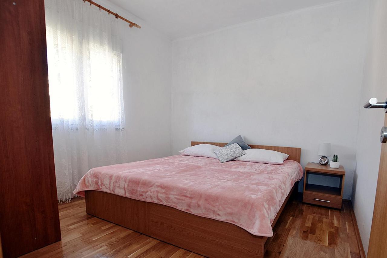Blue Mate Apartment บาร์บินเย ภายนอก รูปภาพ
