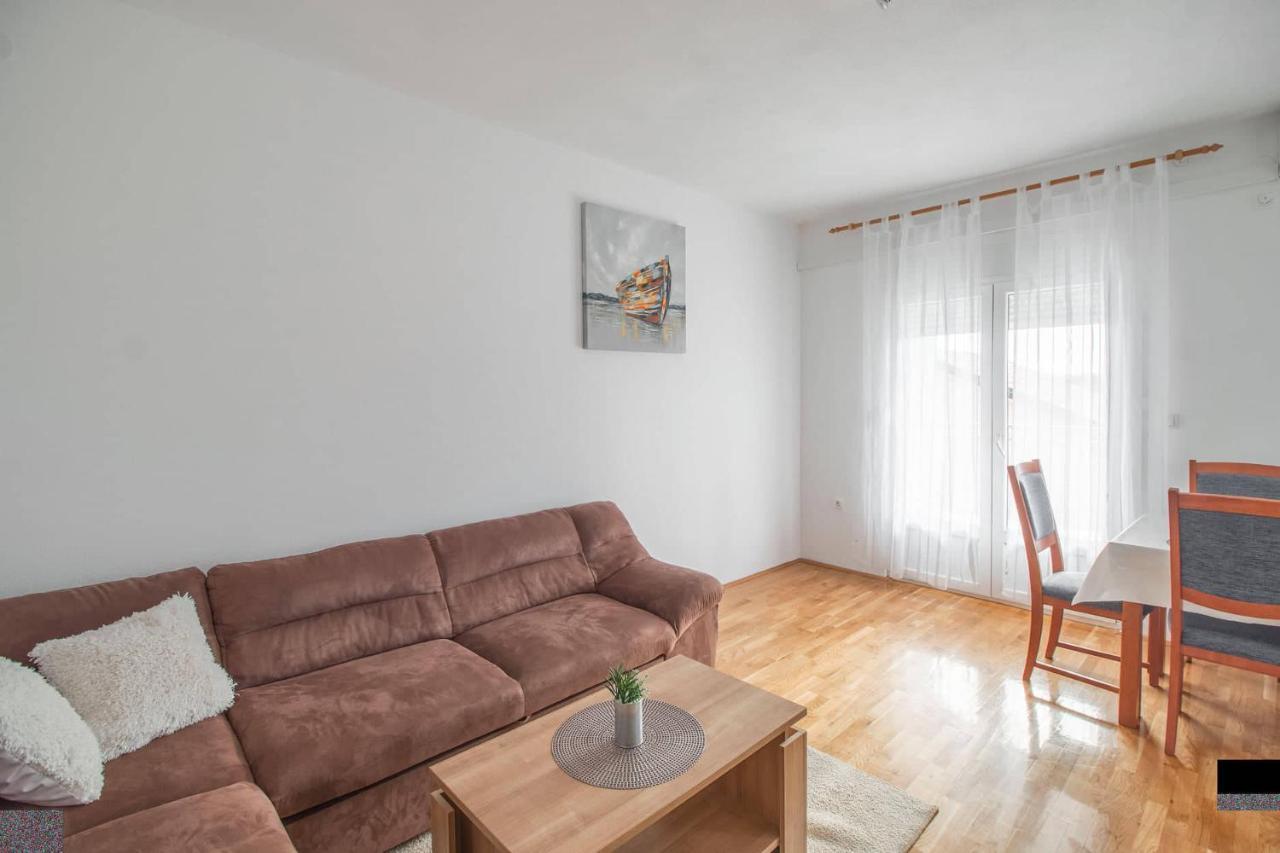 Blue Mate Apartment บาร์บินเย ภายนอก รูปภาพ