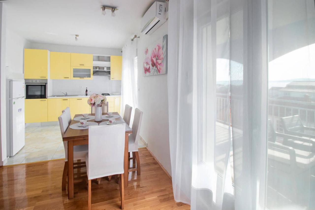 Blue Mate Apartment บาร์บินเย ภายนอก รูปภาพ